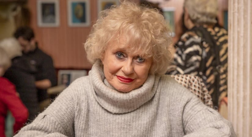 83 évesen sem tervezi a visszavonulást Esztergályos Cecília – Álmai szerepét kapta meg