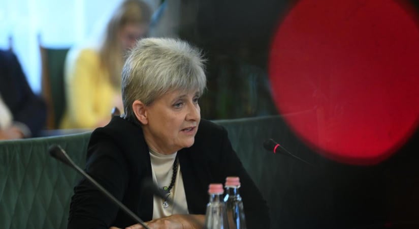Megszűnik a kettős vezetés a szakképzésben: indul a csúcsvezetői posztok megpályáztatása