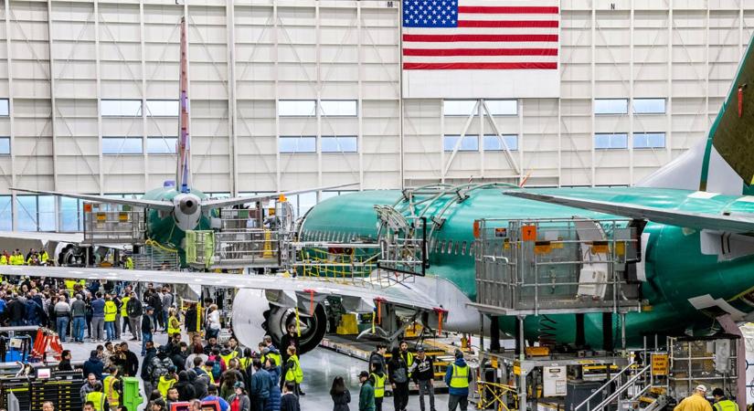 Megkezdődött az első 737 MAX összeszerelése a Boeing új everetti gyártósorán