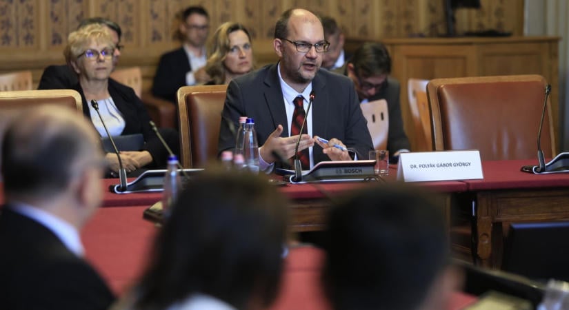 Megvan a Médiatanács: Polyák Gábor került az élére