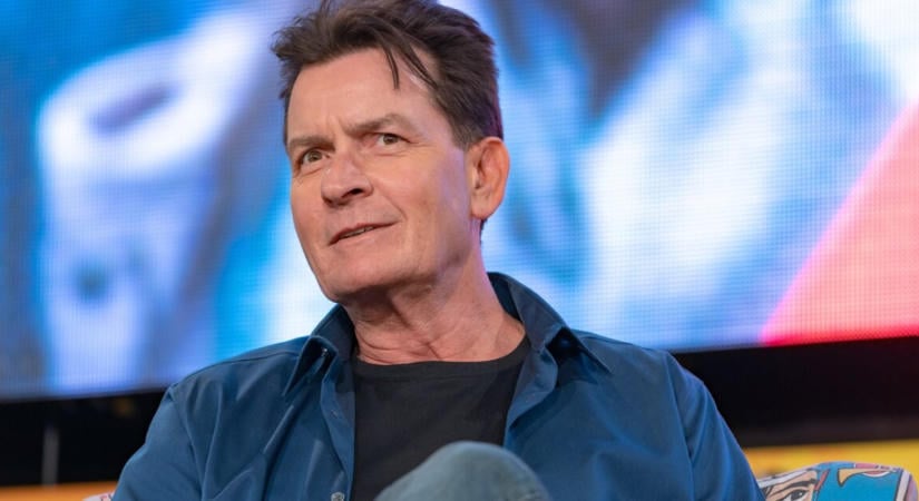 Charlie Sheen és édesapja közös komédiasorozatban tér vissza a képernyőre