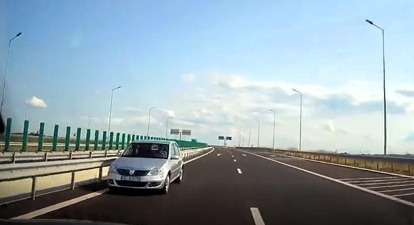 Forgalommal szemben hajtott fel az autópályára, nem mozdult a belső sávról (VIDEÓ)