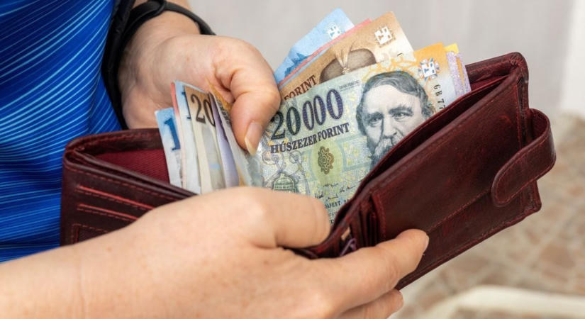 Jó hír a családoknak - Duplán érkezik a családi pótlék augusztusban