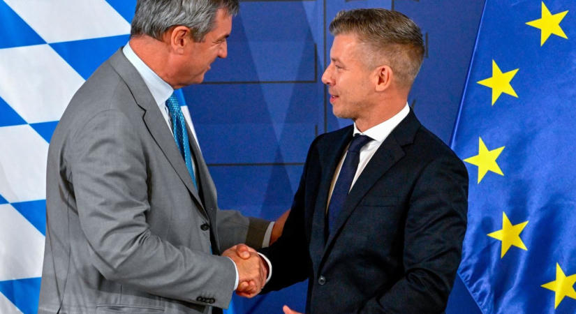 Üzent a bajor miniszterelnök Budapestről: nem büntetővámokkal kell legyőzni Kínát
