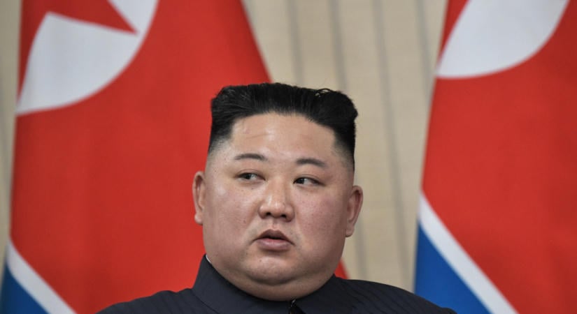 Kim Dzsongun nem bír magával, újabb ballisztikus rakétát lőtt ki Észak-Korea