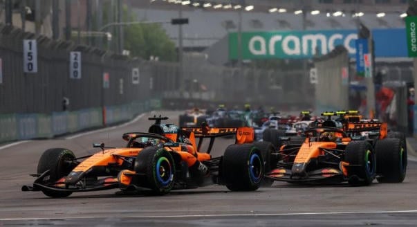 Nem büntette Norrist a McLaren a szingapúri ütközésért