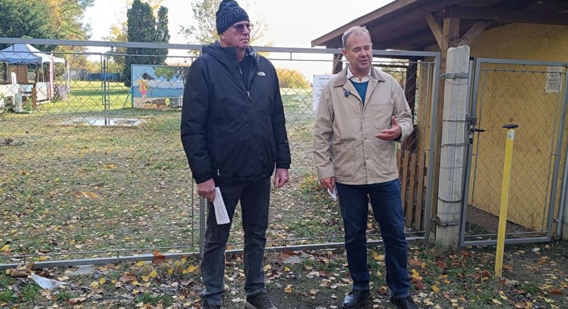 Hűtlen kezelés gyanúja: megindult a nyomozás a keszthelyi kutyás strand ügyében