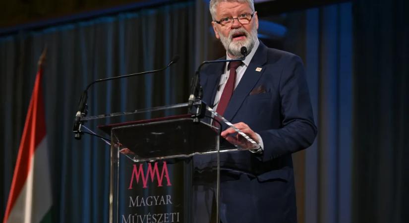 „Annyira szomorú vagyok” – válaszolta az MMA elnöke a Nemzet Művésze díjat visszautasító Krasznahorkainak