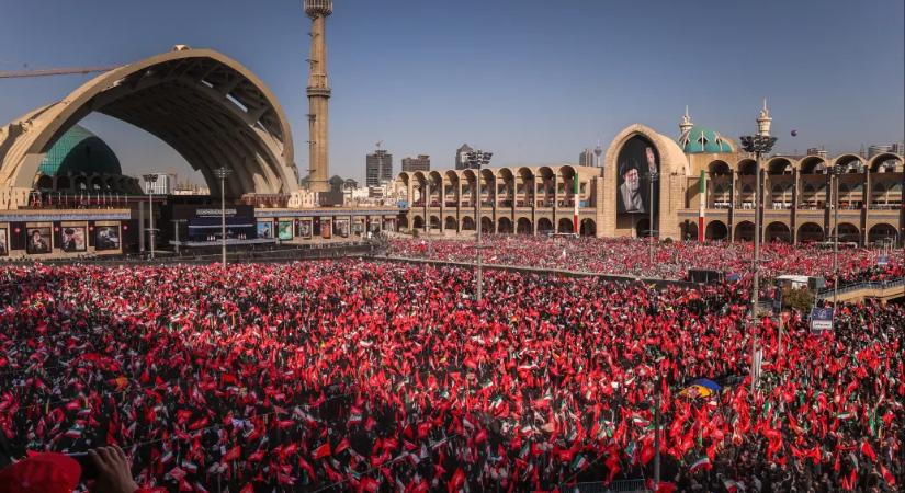 Egyvalaki feltűnően hiányzott Hamenei ajatollah temetéséről: az utódja