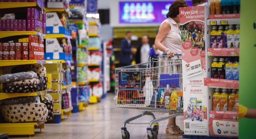 Megszólalt a hatóság: veszélyes baktériumot találtak a Magyarországra is érkező sajtokban