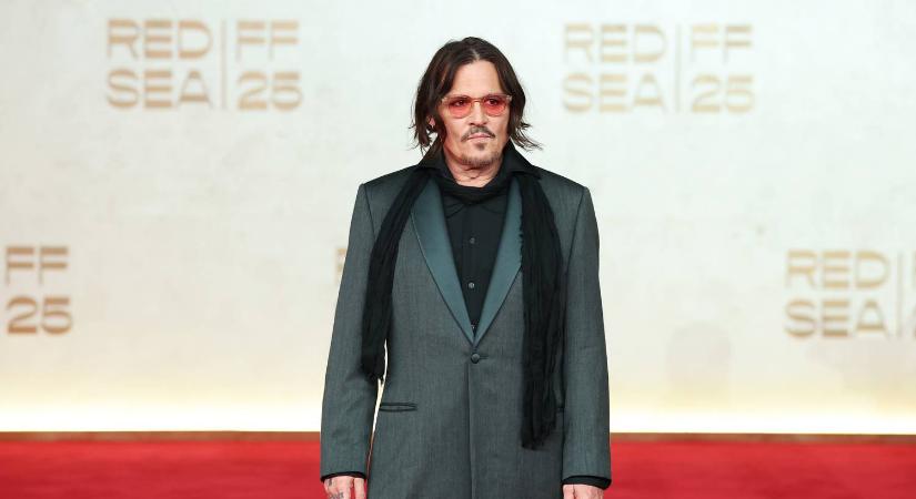 Johnny Deppre még a rajongói sem ismertek rá: teljesen megváltozott a színész