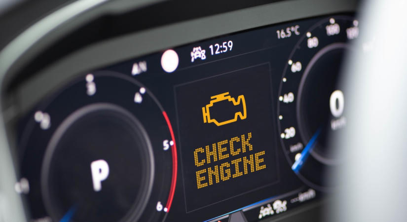 Kigyulladt a check engine? Így törölheti a hibakódot diagnosztikai műszer nélkül... de van egy buktató