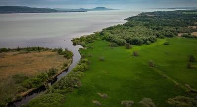 Kiszáradó patakok és apadó források is jelzik, mit jelent az idei rendkívüli szárazság a Balatonnál