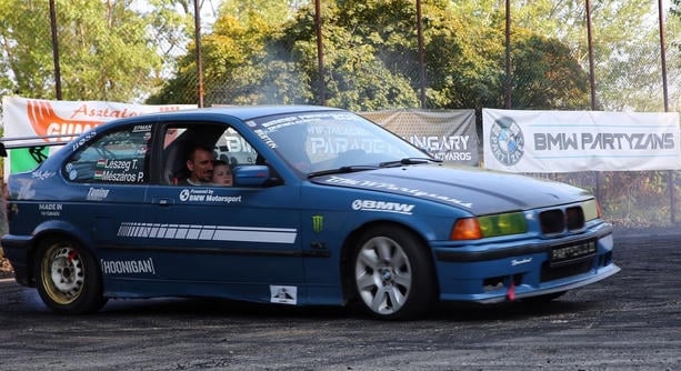 Bimmer Parádé – három nap kompromisszumoktól mentes vadulás a Szalki-szigeten