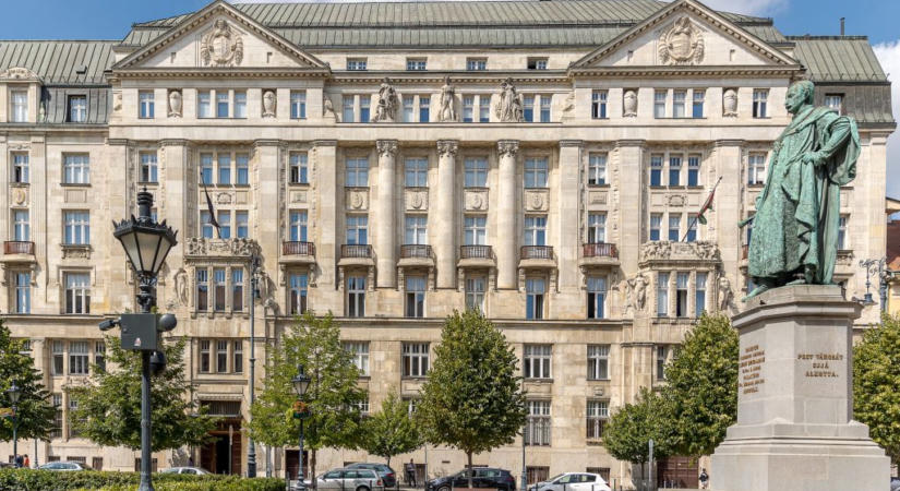 Több mint 500 milliárd lett a költségvetés többlete júliusban