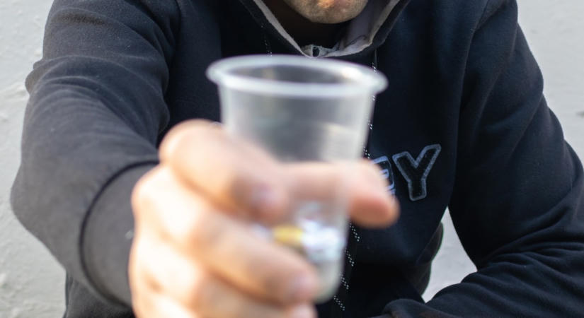 Az új kormány engedélyezi a koldulást? Az ügyvéd válaszol