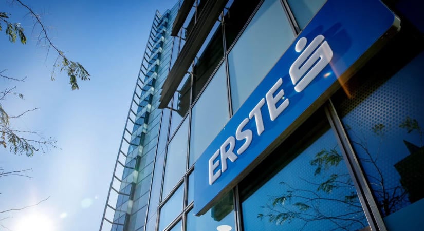 12 órás leállás jön az Ersténél, nem lehet majd a neten vásárolni sem