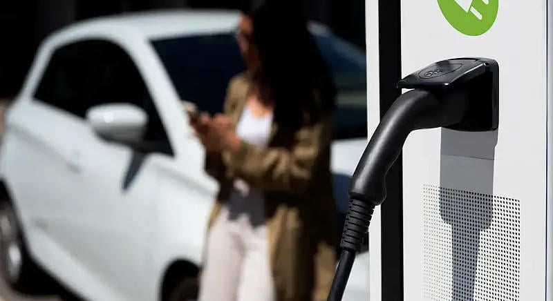 Jelentősen megdrágulhatnak az e-autók az EU intézkedései miatt
