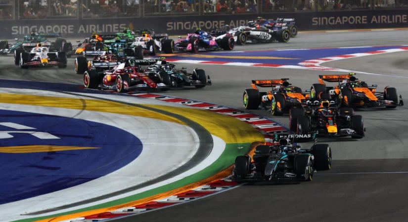 F1 magyar idő szerint: mutatjuk a programot, nehogy lemaradj a sprintfutamos Szingapúri Nagydíjról!