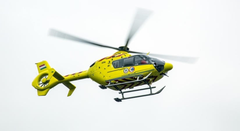Nem sikerült megmenteni a férfit, akihez mentőhelikopter érkezett Egerben