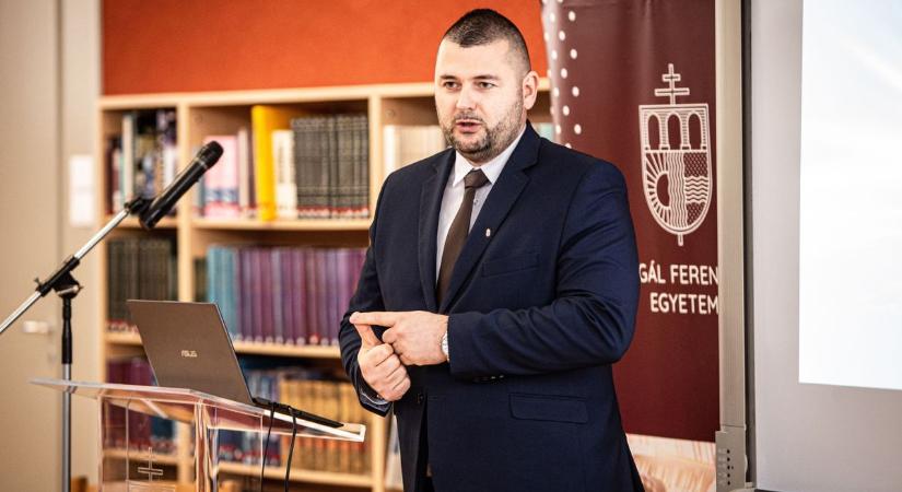 Határon túli hallgatók is jöttek a csabai tanácskozásra