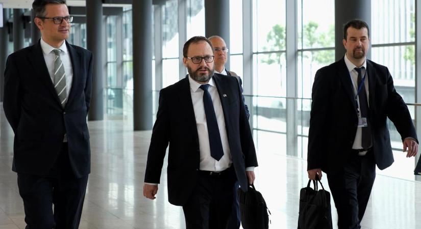 Most érkezett: Kármán András megnevezett egy személyt az államadóssággal kapcsolatban