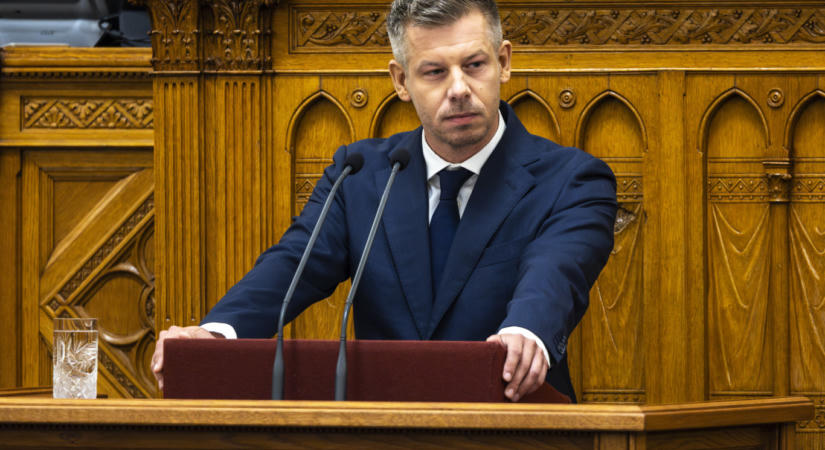 Tovább folytatja a kormány a kekvák beszántását, elveszik az oktatási feladatokat a Mathias Corvinus Collegium Alapítványtól