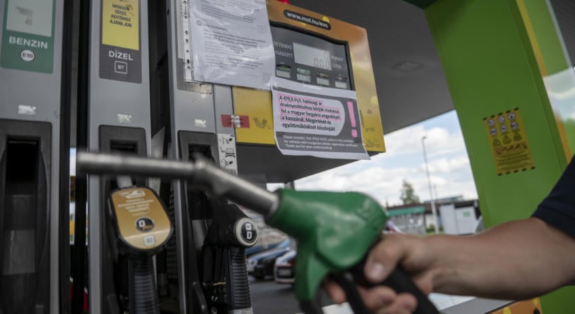 Négy napra a Kossuth térre vonul a Független Benzinkutak Szövetsége