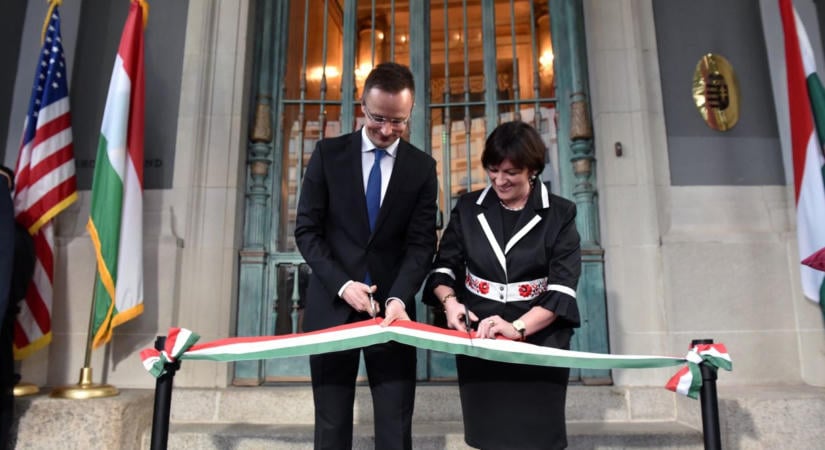 Azbesztet is találtak a washingtoni magyar nagykövetség épületében, Szijjártóék végül 10 milliárd forintot költöttek a felújítására