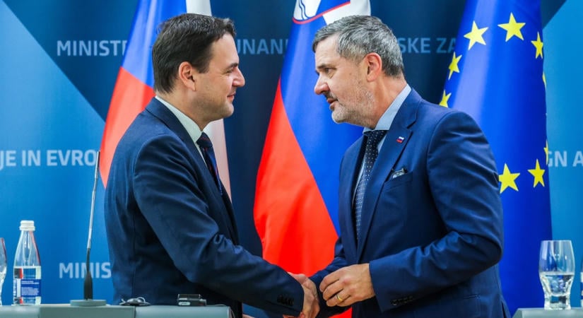 Szorosabb közép-európai együttműködést sürgetett a szlovén és a cseh külügyminiszter
