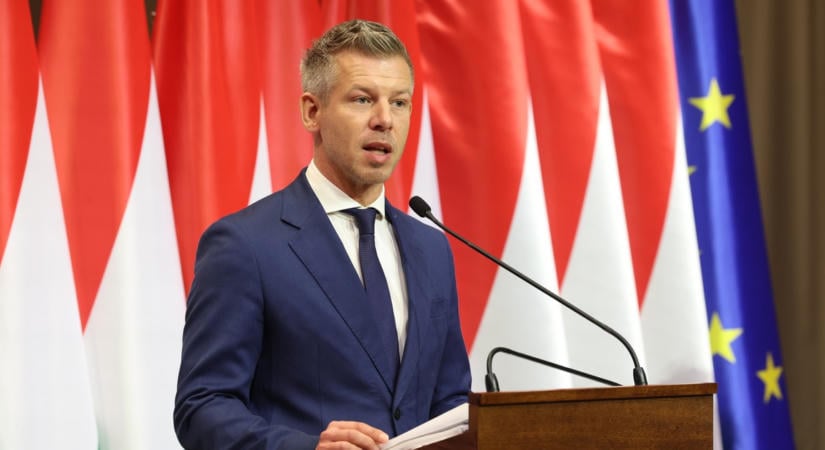 „Ismerős?” – Magyar Péter reagált a szerb választásra Alekszandar Vucsics bejelentése után