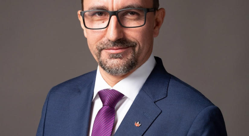 Átjátsszák egy RMDSZ-es politikusnak az anyaországi közpénzből létrehozott erdélyi Fidesz-médiát