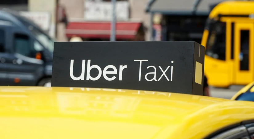 Óriási büntetés az Ubernek: sofőrök fiókjai miatt csapott le a hatóság