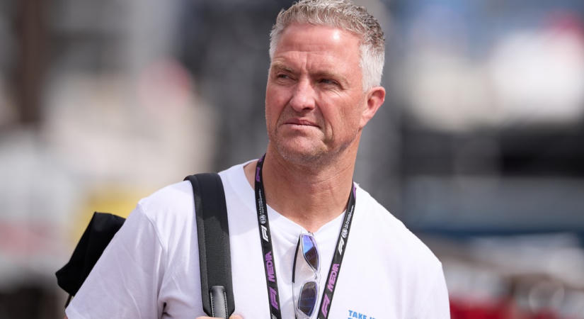 Aggódik a Schumacher-család, műteni kell a korábbi Forma–1-es pilótát