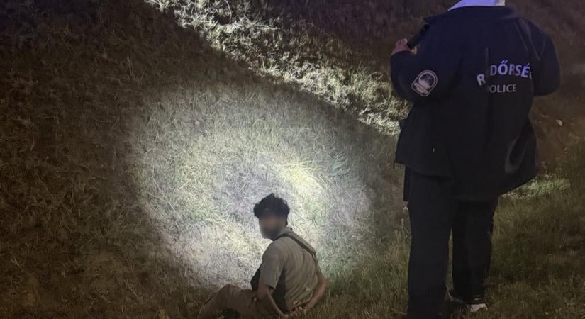 Drónnal fogtak embercsempészt Zamárdiban