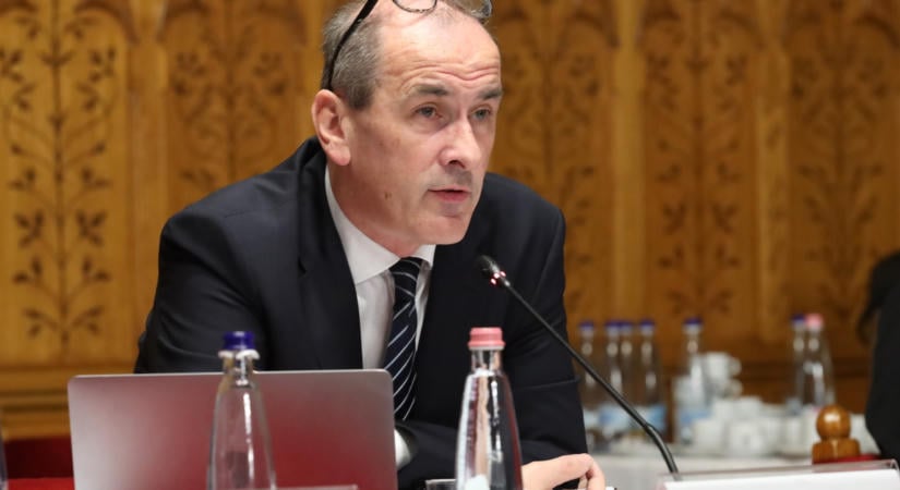 Összeomlott a belgyógyászati fekvőbeteg-ellátás Budapesten