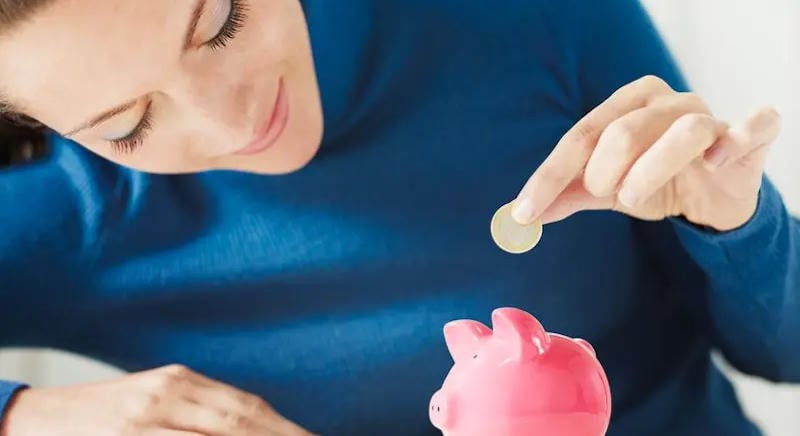 Kiszámoltuk: 1,5 millió forintba kerülhet, ha csak jövőre kezded a megtakarítást