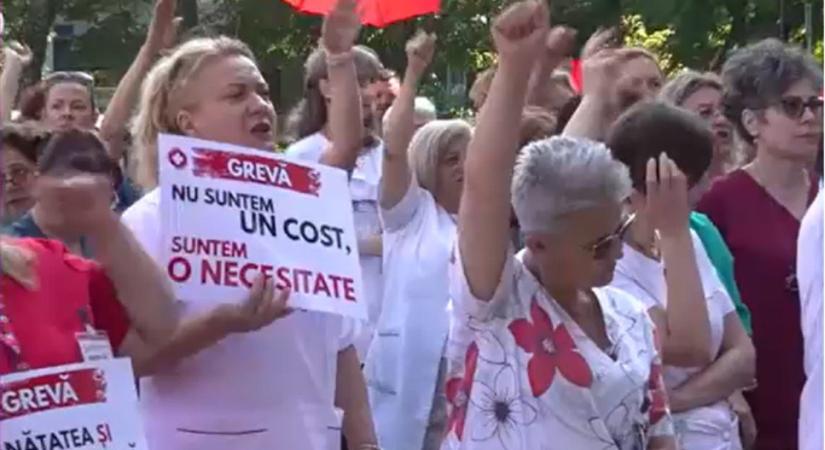 Figyelmeztető sztrájkot tartottak az egészségügyi alkalmazottak, de általános sztrájk is jöhet – hírmix