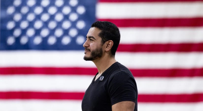 Abdul a szenátusba tart a legérdekesebb amerikai választási harcban