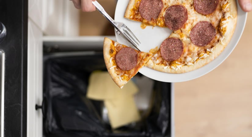 Ne dobd ki a pénzt a szemétbe! 5 pofonegyszerű tipp az élelmiszer-pazarlás ellen