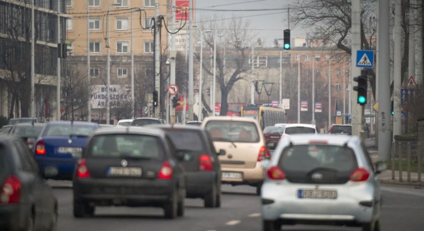 Rendkívüli razziát tart a rendőrség az utakon, egy rossz szokás most sokba kerülhet