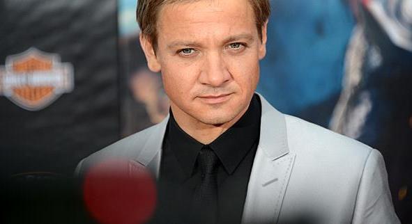Kiderült, hogy van a súlyosan megsérült Jeremy Renner
