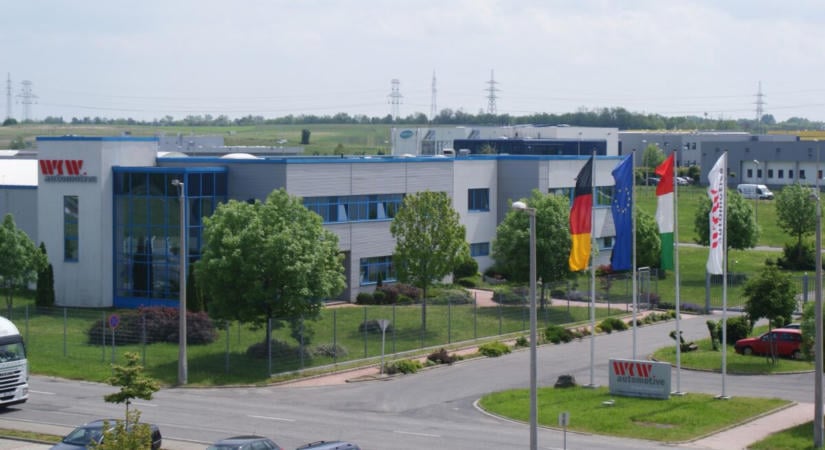 Bezár a győri autóipari gyár, 500 ember kerül az utcára