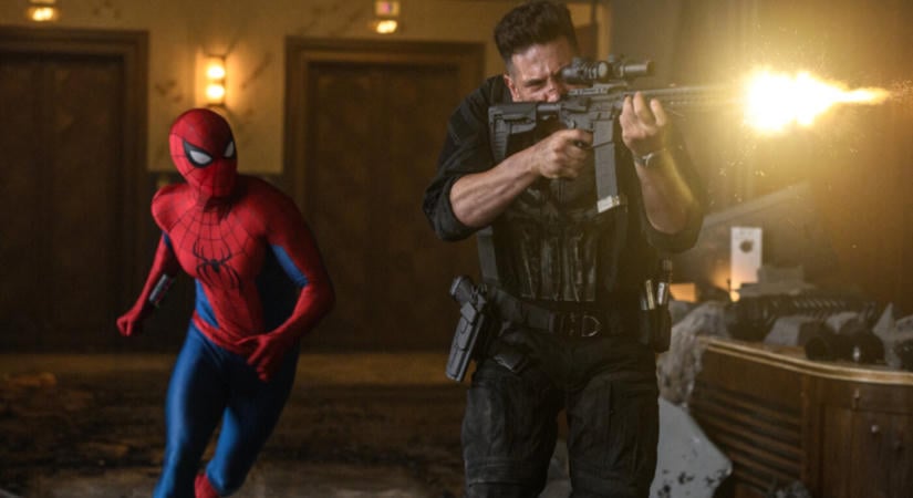 Tudtad azt az 50 éves Jon Bernthalról, hogy nemcsak Tom Holland köszönheti neki a Pókember-karrierjét, hanem ő is Hollandnek a Megtorlót?