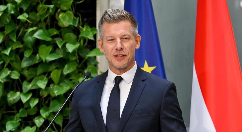 Több ezer milliárdos vasútfejlesztési program indulását jelentette be Magyar Péter