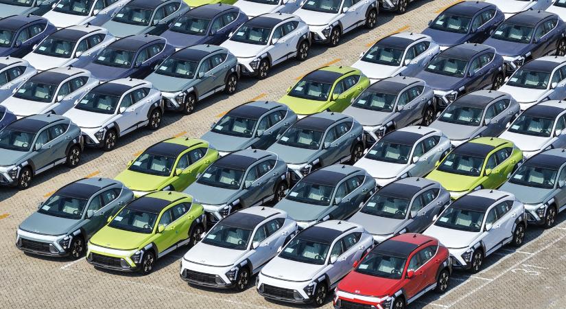 Hagyományos autókkal bővít a Hyundai