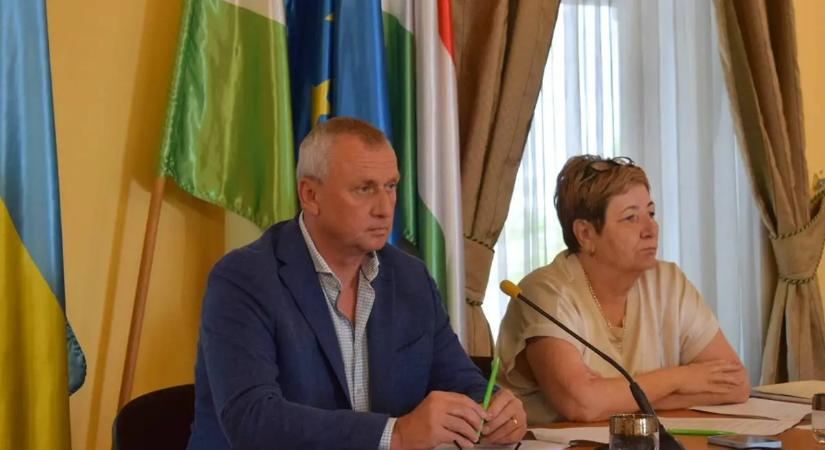 Beregszászban munkát vállaló orvosok 200 ezer hrivnya támogatásban részesülnek