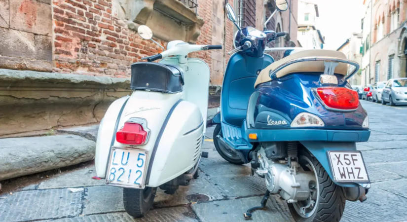 Nyolcvanéves a Vespa: hatalmas felvonulással ünnepelt Róma