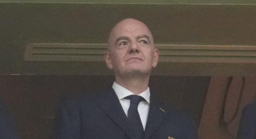 Az Európai Parlament képviselői akarnak vizsgálatot indíttatni Gianni Infantino ellen