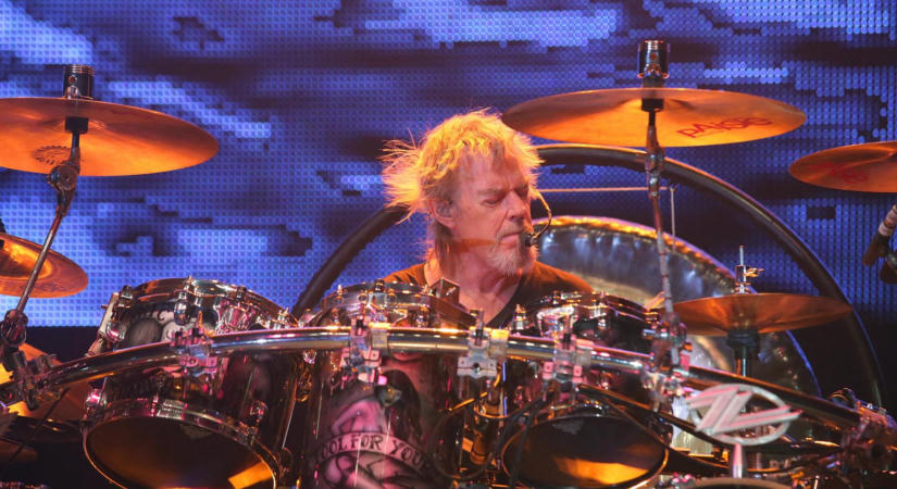 Meghalt Frank Beard, a ZZ Top dobosa